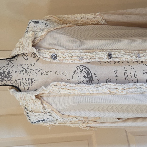 POL Ceam Textured Button-Up Shirt - Picture 14 of 15